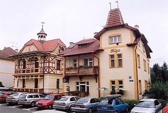 Penzion, Luhačovice, Slovácko, Penzion Růža - centrum města