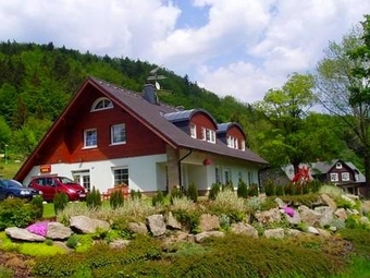 Penzion, Bedřichov, Ubytování Jizerské hory, Penziony Uko s bazénem, bowlingem a saunou v Jizerských horách