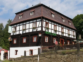 Hotel, Mikulášovice, Hotel RON ***