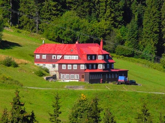 Hotel, Pec pod Sněžkou, Čapkova chata