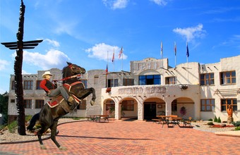 Hotel, Zvole nad Pernštejnem, Westernové městečko Šiklův mlýn