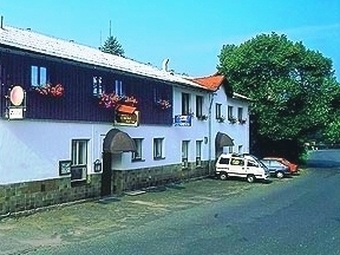 Hotel, Tanvald, Hotel a restaurace U Dubu - Smržovka