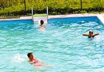 Kemp, Věšín, letní tábor s bazénem | Rekreační středisko Věšín | Brdy Rožmitál pod Třemšínem Kemp, Věšín, letní tábor s bazénem | Rekreační středisko Věšín | Brdy Rožmitál pod Třemšínem