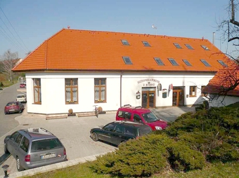 Penzion, Chrast, Restaurace a penzion U Nováků