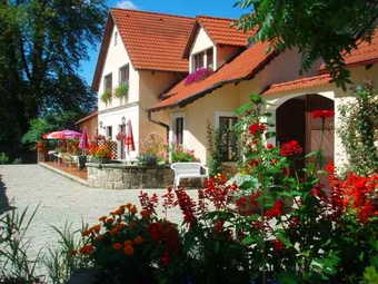 Penzion, Strmilov, Pension Romantika