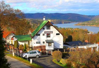 Penzion, Netvořice, Restaurace a penzion Pod Lipou