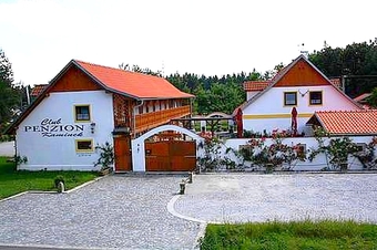 Penziony Nové Hrady - Penzion Kamínek s restaurací v Nových Hradech