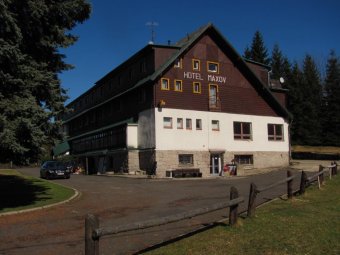 Hotel, Josefův Důl, Hotel Maxov