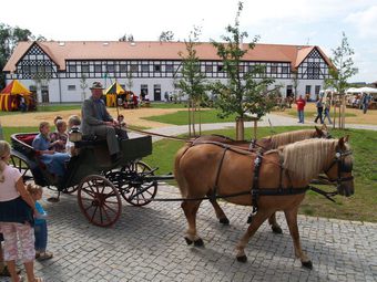 Penzion, Královské Poříčí, Penzion statek Bernard