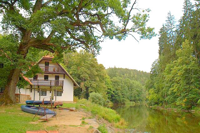 Půjčovna lodí Půjčovna penzionu Příběnice, Lužnice - KEMPY v ČR